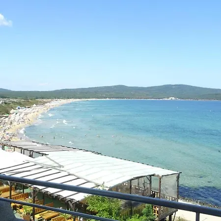 Dobrevi Πανσιόν 4*