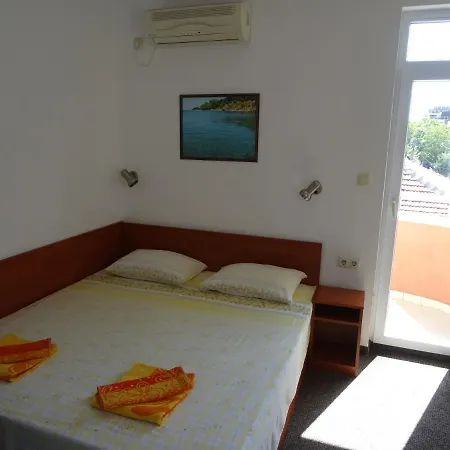Dobrevi Guest house Primorsko