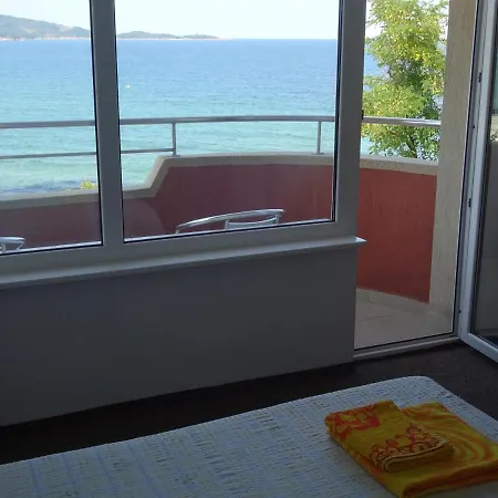 Guest house Dobrevi *
