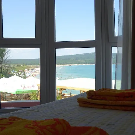 Dobrevi Pensiune Primorsko