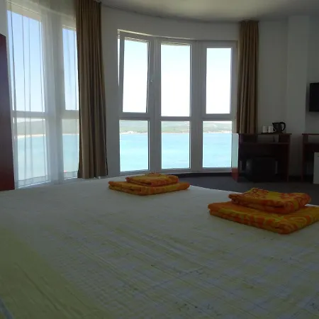 Dobrevi Pensión Primorsko