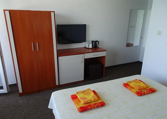 Dobrevi Πανσιόν