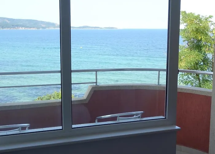 Dobrevi 4* Πριμόρσκο