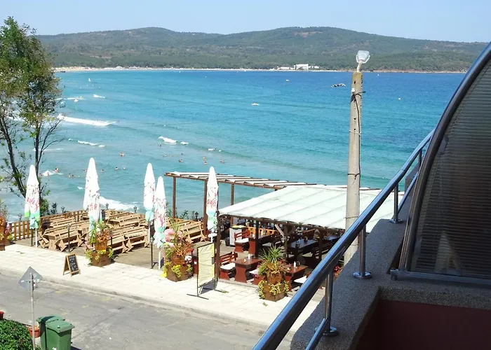 Dobrevi Πανσιόν Πριμόρσκο