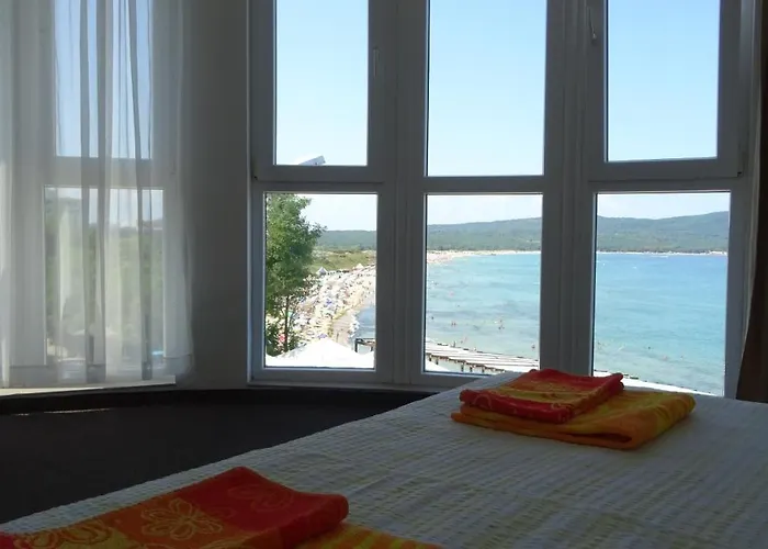 Dobrevi 4* Πριμόρσκο